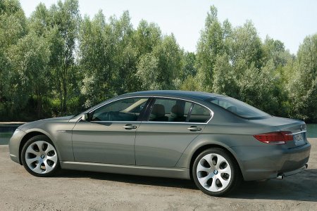 BMW 7-Series hybrid   