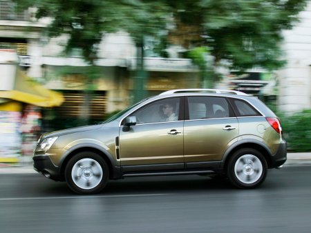 Автомобиль вновь довольно роскошью Автомобиль вновь довольно роскошью