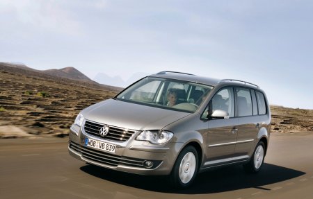  Volkswagen Touran  