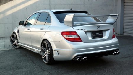 Mercedes C-Class /   o    